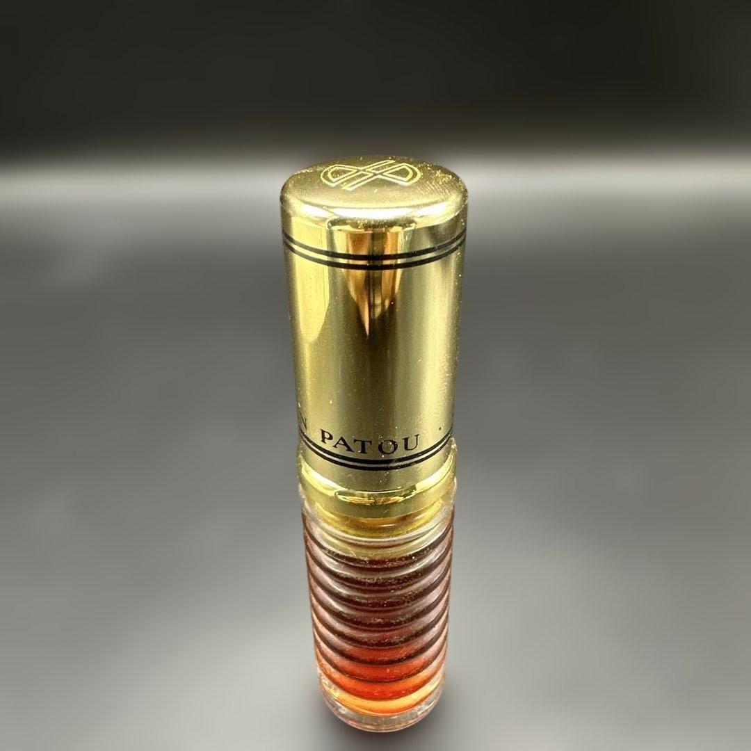 廃盤希少JEAN PATOUジャンパトゥ1000 パルファム 7.5ml