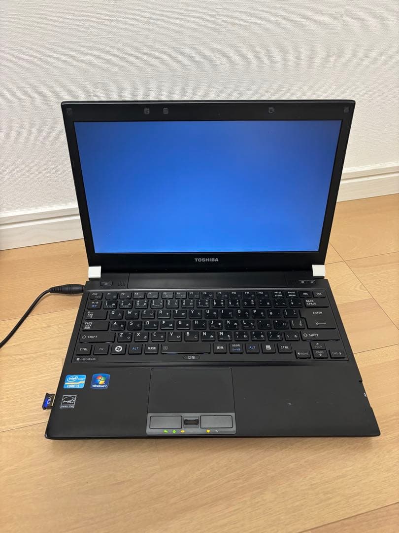 Toshiba ノートダイナブックR731 PC ブラック　ノートパソコン　w7