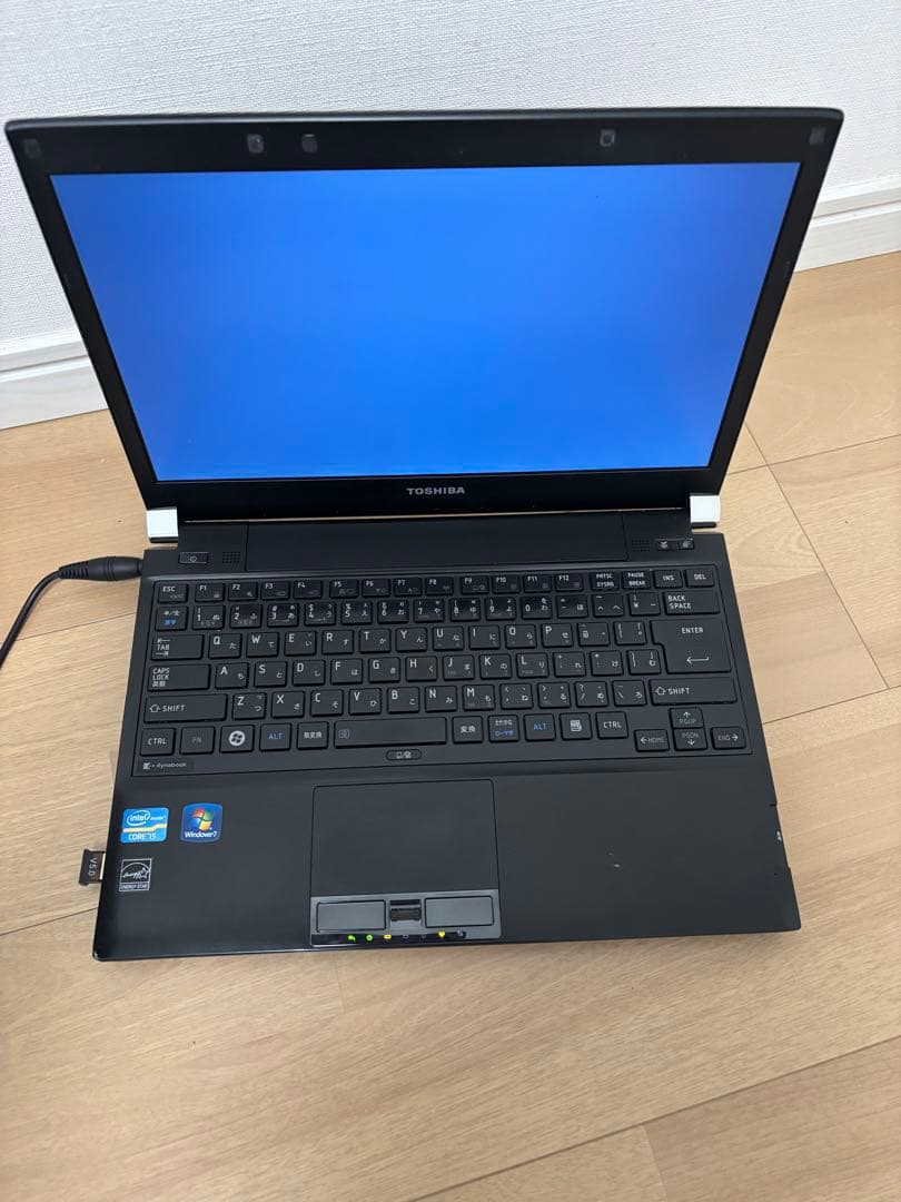 Toshiba ノートダイナブックR731 PC ブラック　ノートパソコン　w7