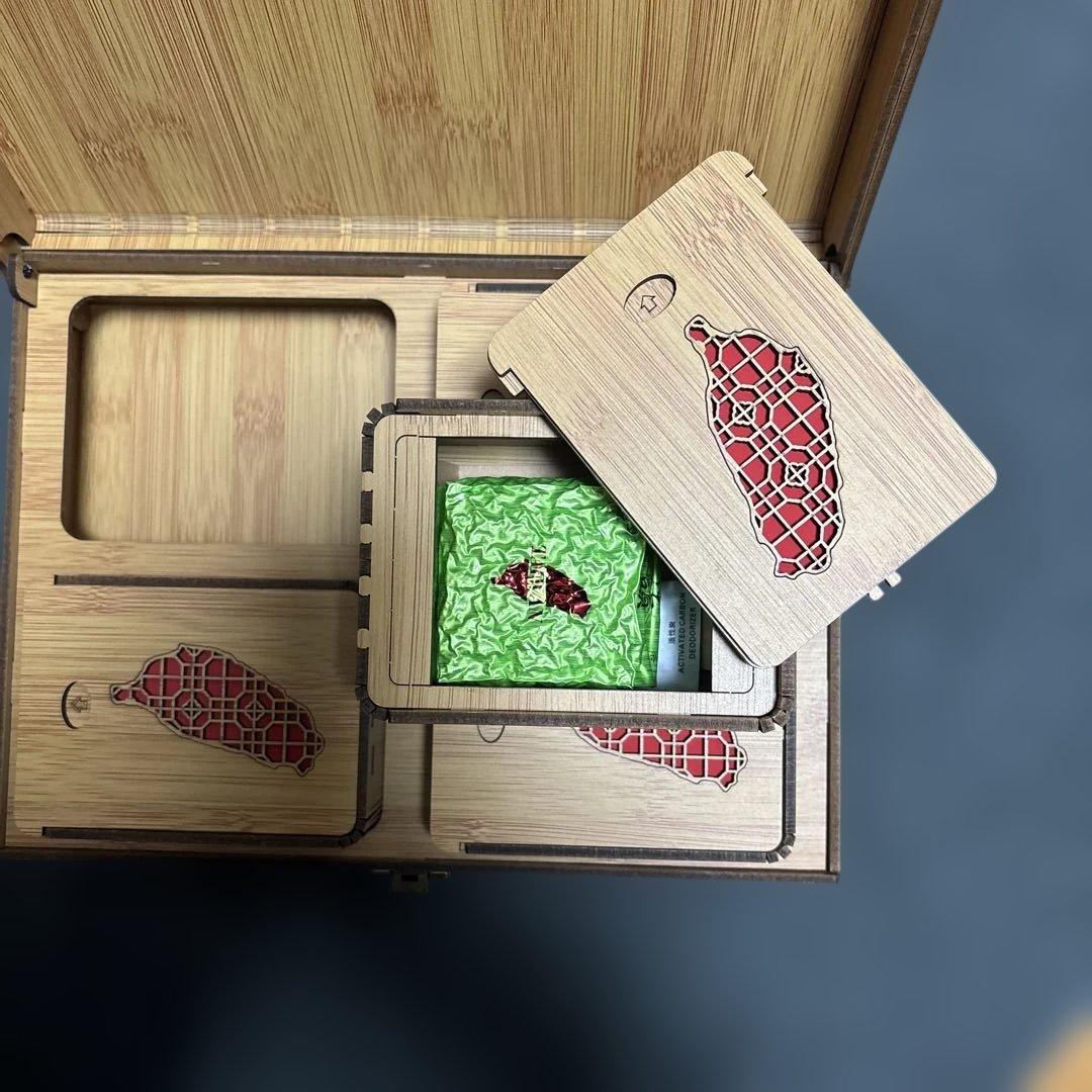 【最高峰・超希少】台湾高山茶 華崗 ＆ 福寿山 80g×4缶セット（竹製BOX