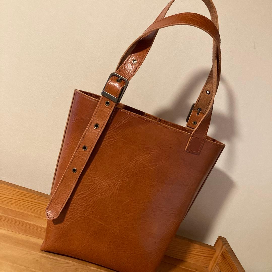ハンドメイド　トートバッグ　ショルダーバッグ　　手提げ　イタリアンレザー