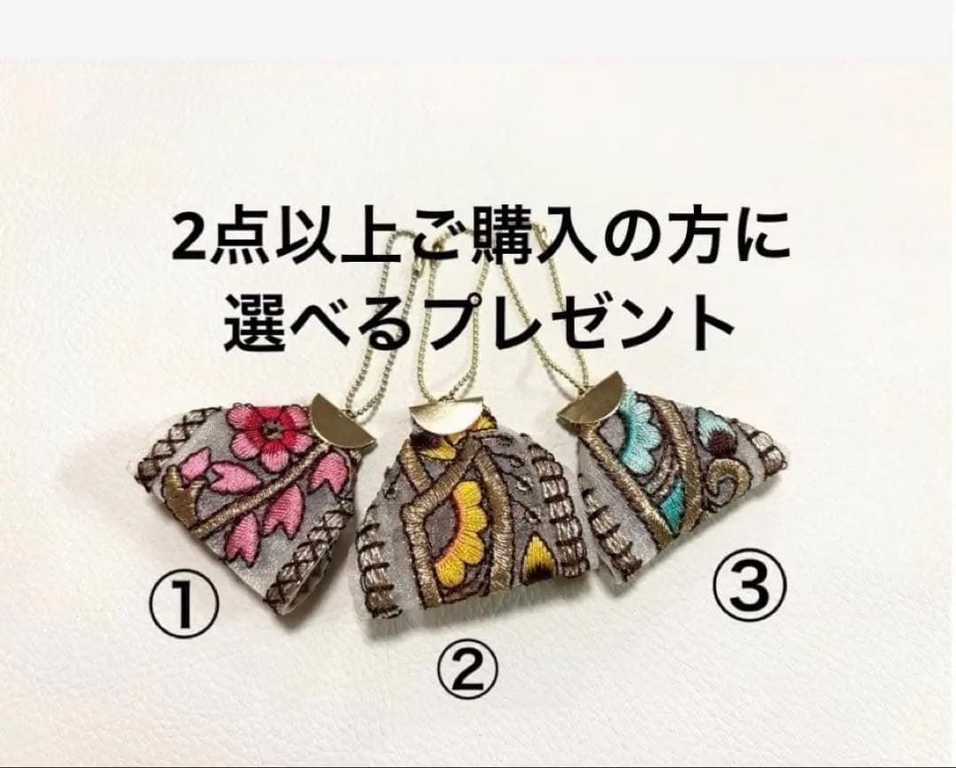ペンケース　ポーチ　インド刺繍リボン　ブラック　メルヘン　合皮　No.147