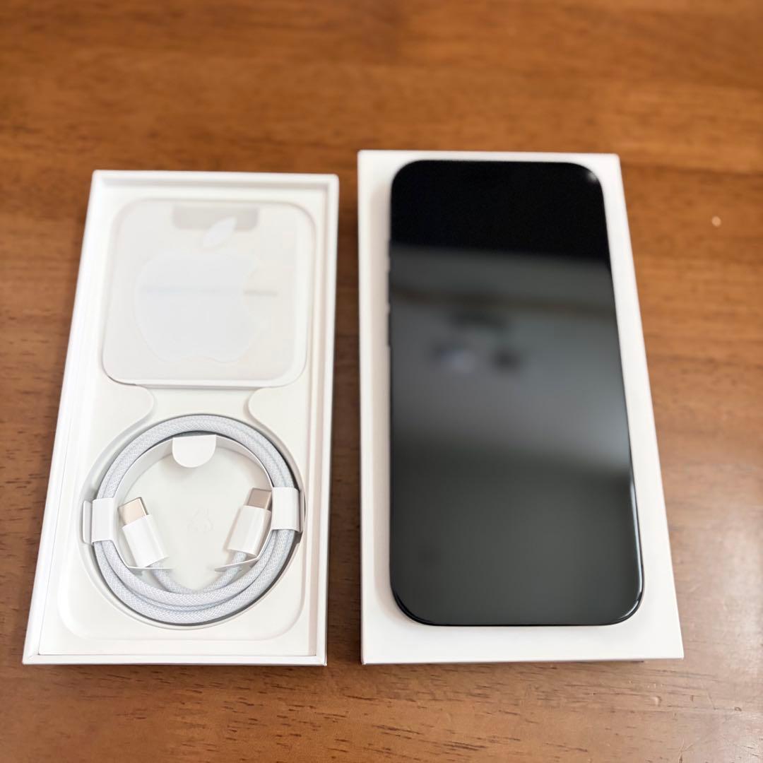 iPhone 15 Pro ブラックチタニウム 128GB SIMフリー