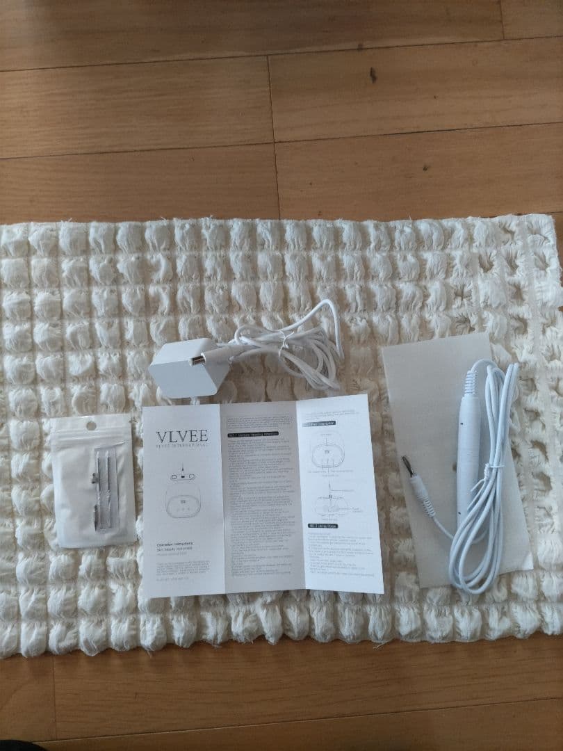 ✨️最新型新品低周波顔シミ取りエステ✨️残りわずか！！