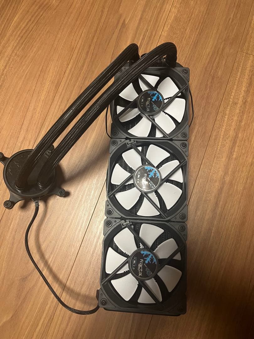 Fractal Design Celsius S36 クーラー　箱無し