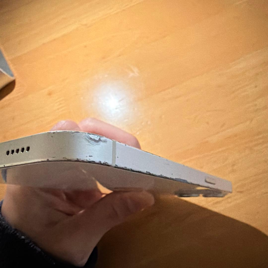 iPhone13 スターライト 256GB SIMフリー
