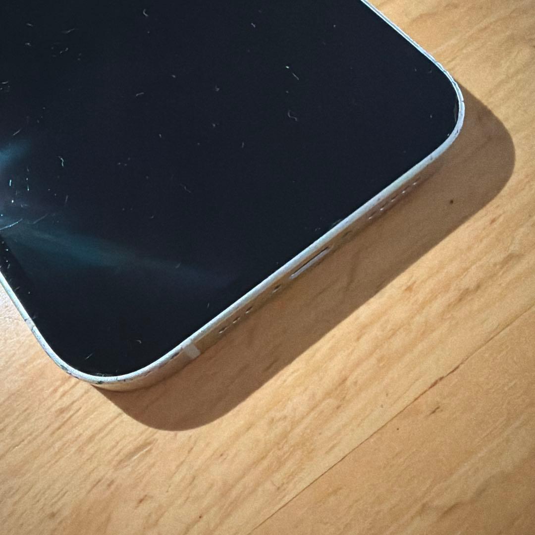 iPhone13 スターライト 256GB SIMフリー