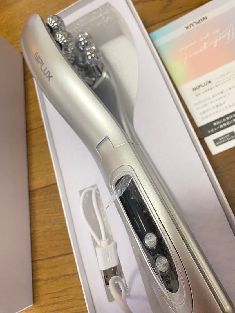 ニップラックス ベローラ