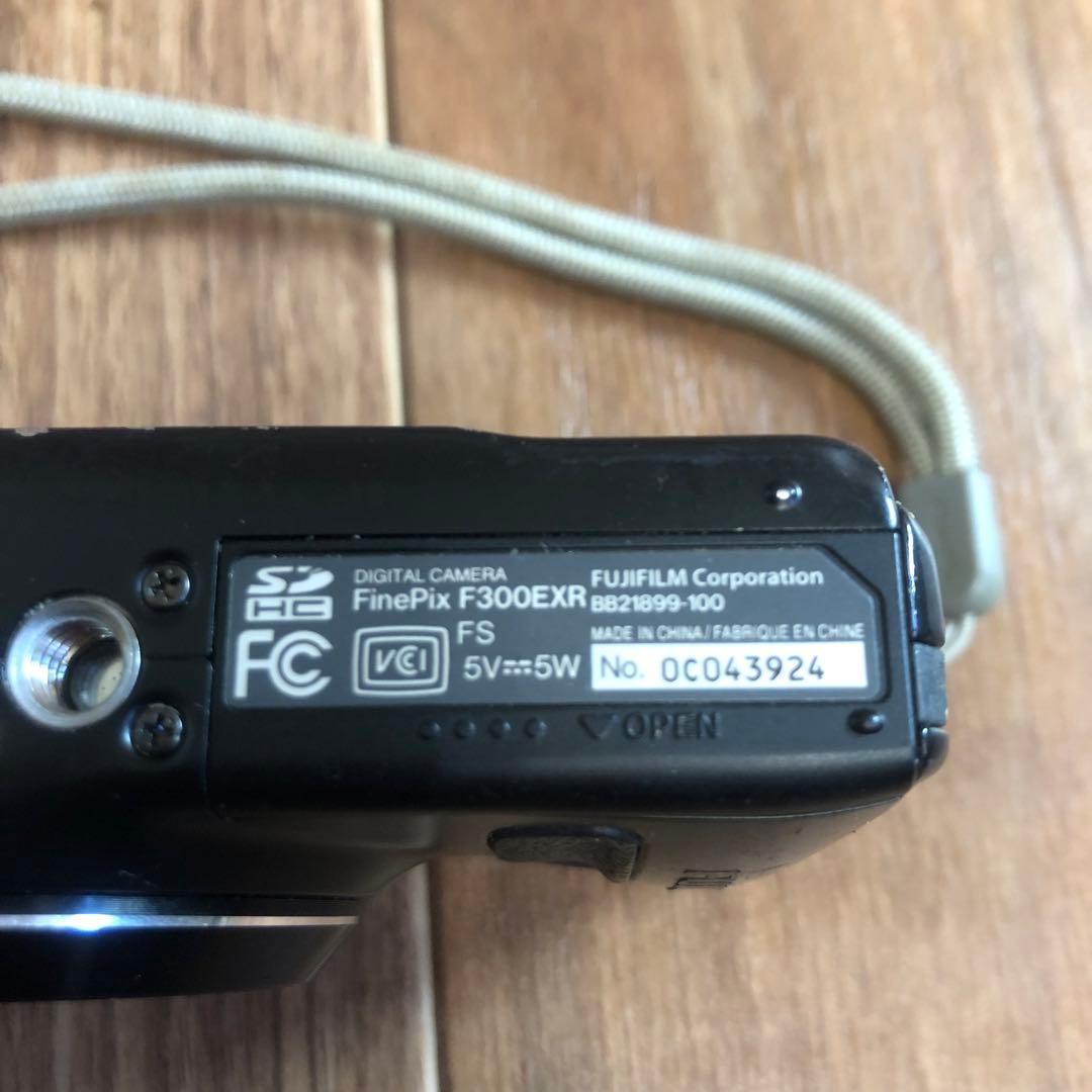 Fujifilm FinePix EXR コンパクトデジタルカメラ 動作未確認