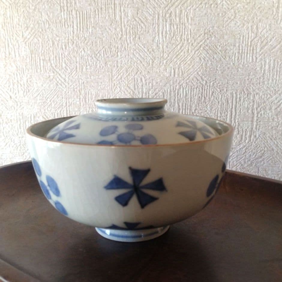 《期間限定セール！〜2/28まで》古伊万里染付幾何学花文蓋付茶碗蕎麦猪口江戸時代