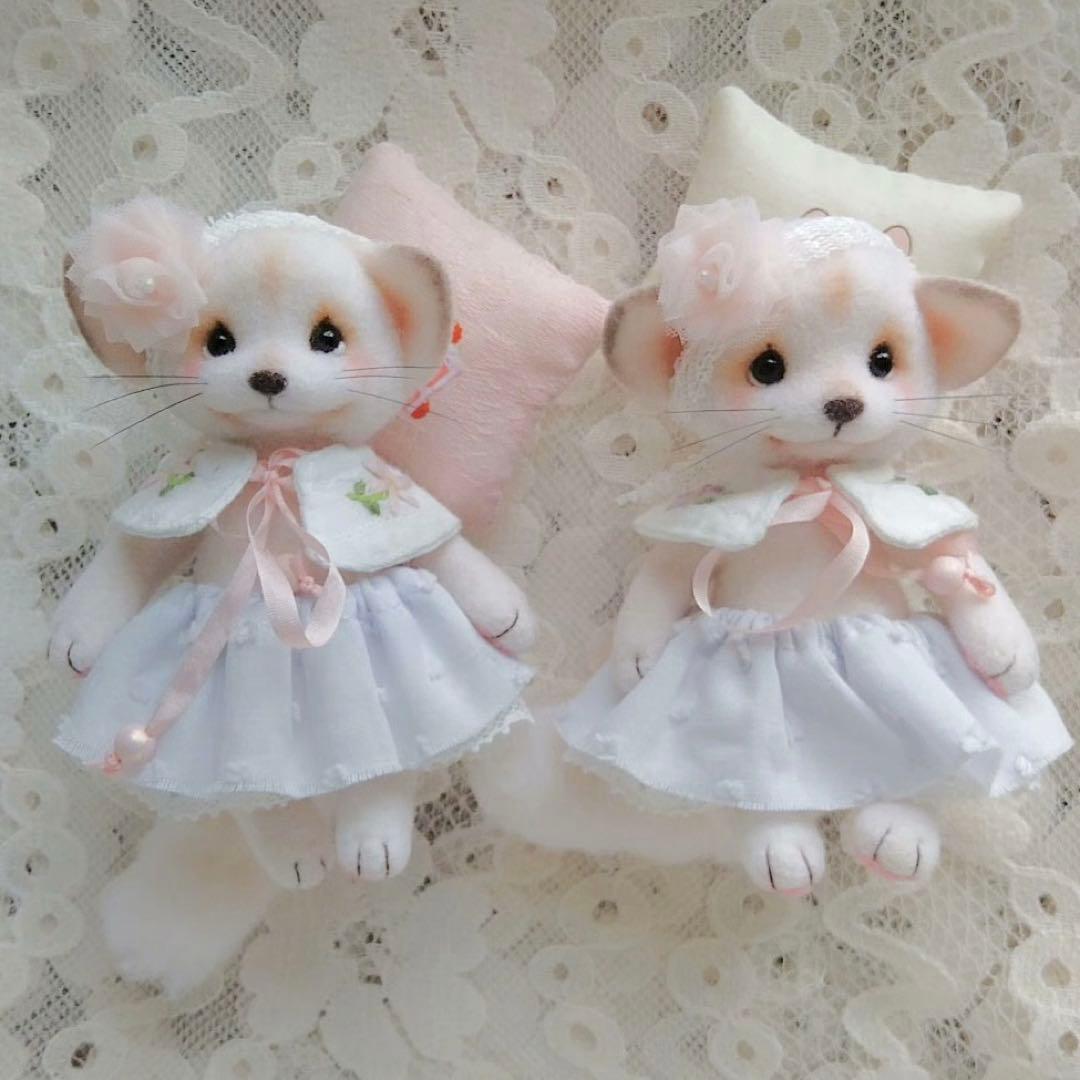 甘可愛いフェネック 羊毛フェルト ハンドメイド ぬいぐるみ 海外作家様 キツネ