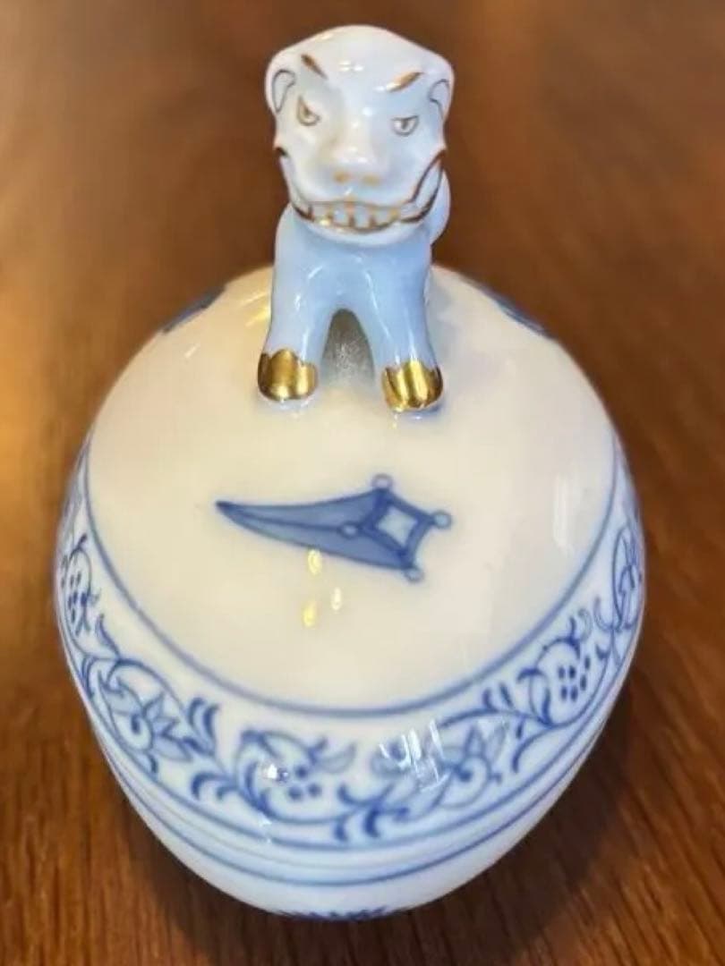 HEREND 6054 犬つまみ エッグ 蓋物