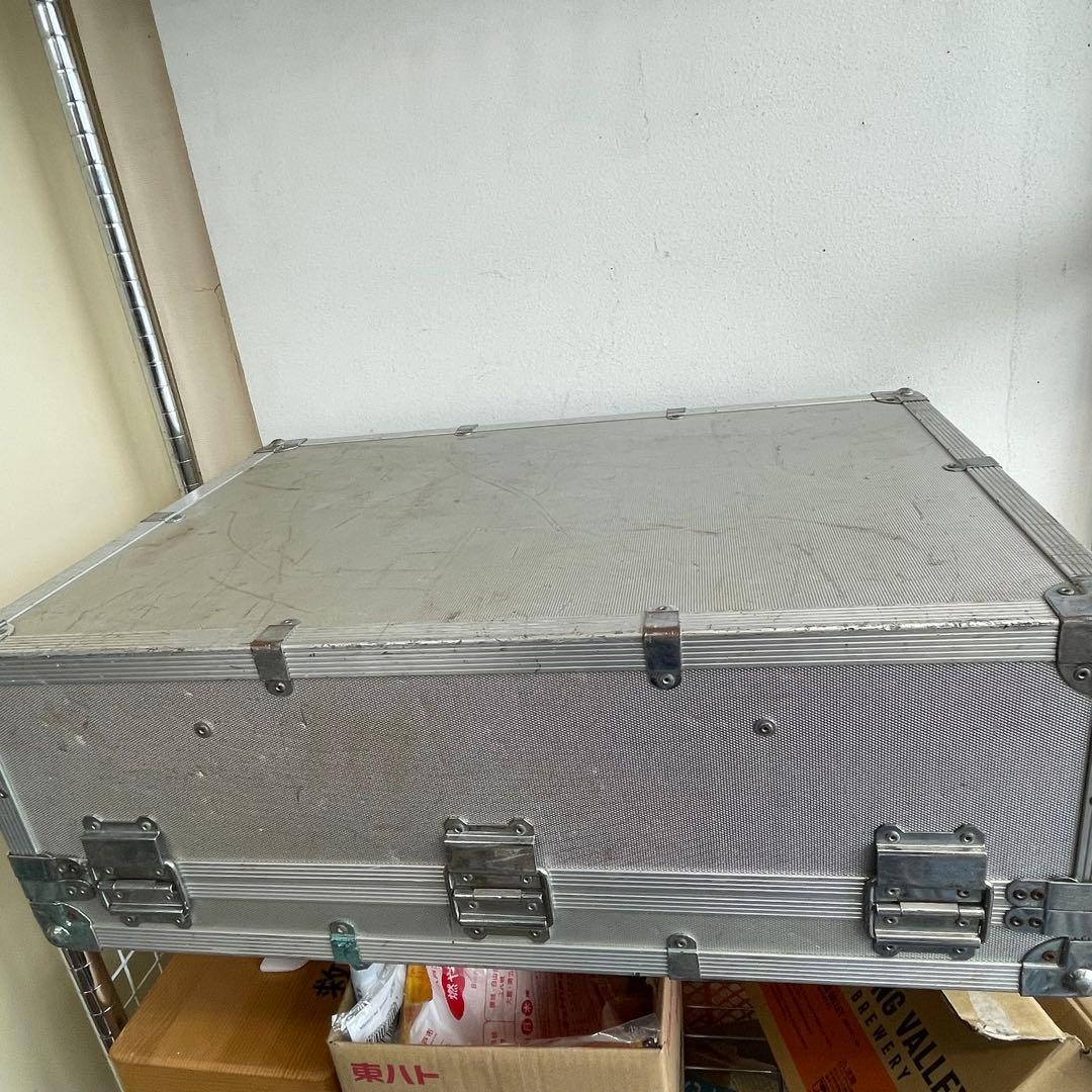 ヴィンテージ アルミ製大型ハードケース