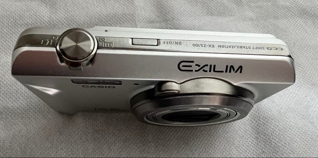 CASIO 12.5X デジタルカメラ 中古美品