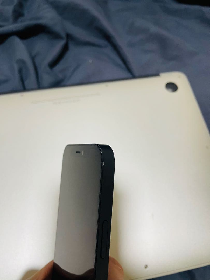 iPhone 12 64GB 本体