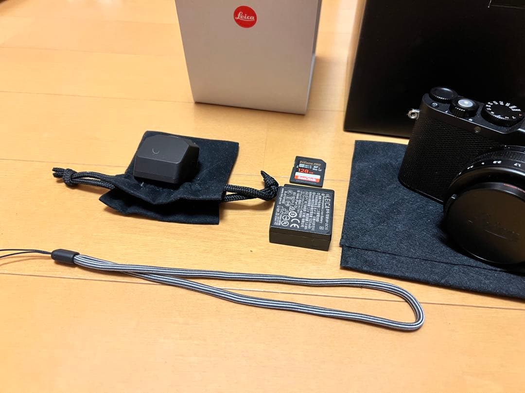 ライカ Leica d-lux8