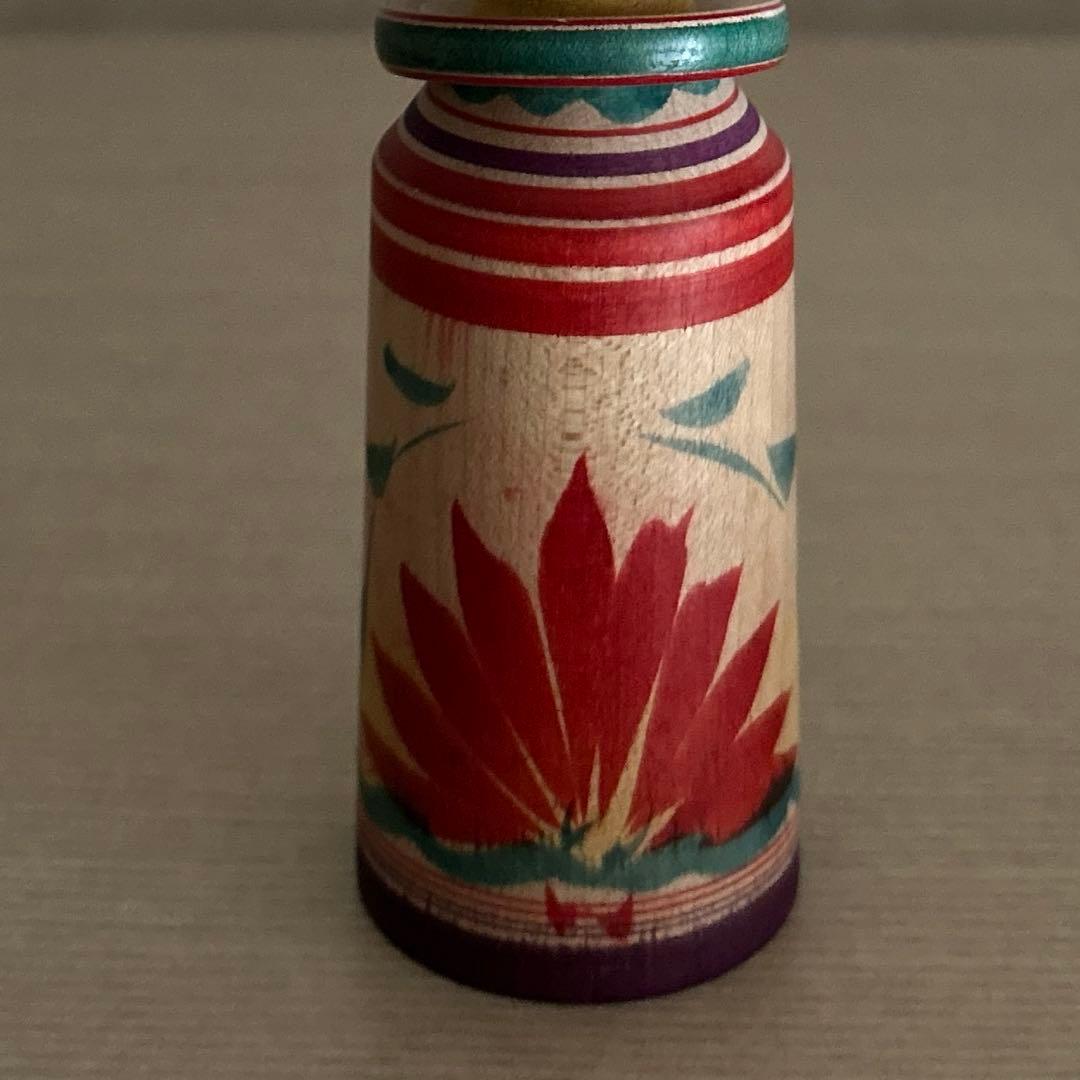 井上ゆき子工人 こけし【弥治郎系】