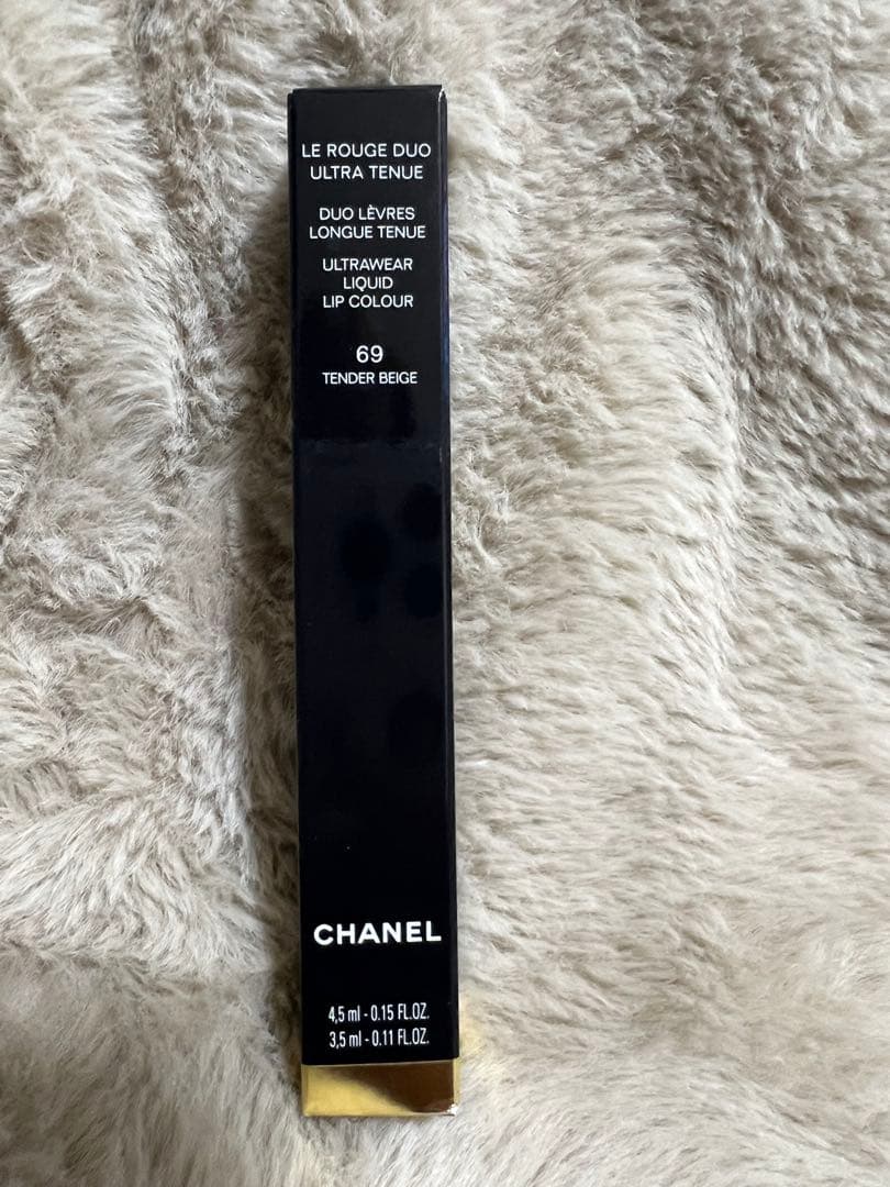 CHANEL ル ルージュ デュオ ウルトラ トゥニュ 69 デンダー ベージュ