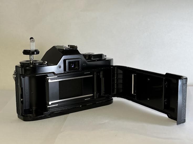 ★美品 完動★ キヤノン AV-1 / NEW FD 35-105mm F3.5