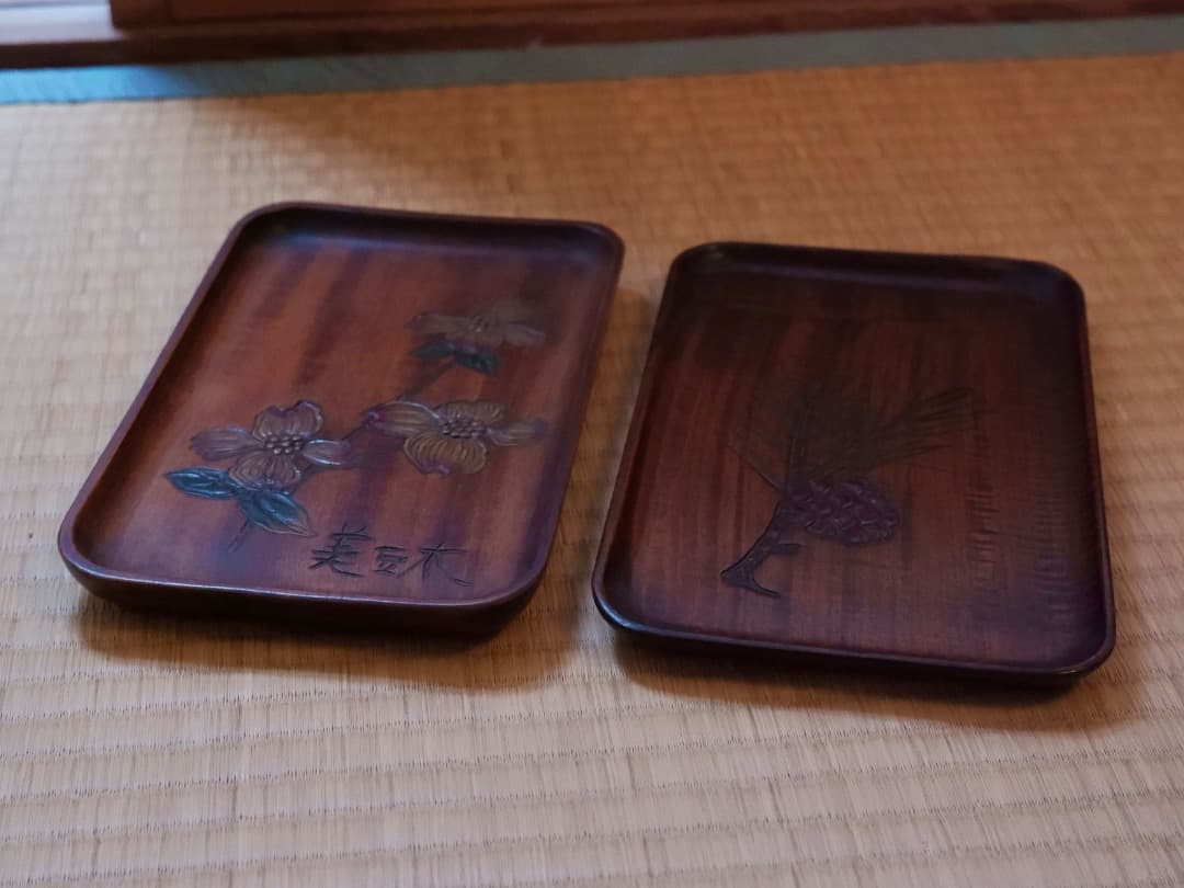 煎茶道具　花之図　急須盆　煎茶盆　松ぼっくり　彫刻　木工芸　Q2521