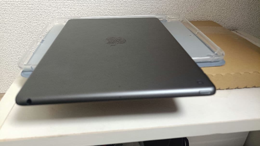iPad 第9世代　スペースグレー　Wi-Fi 64GB（訳あり）