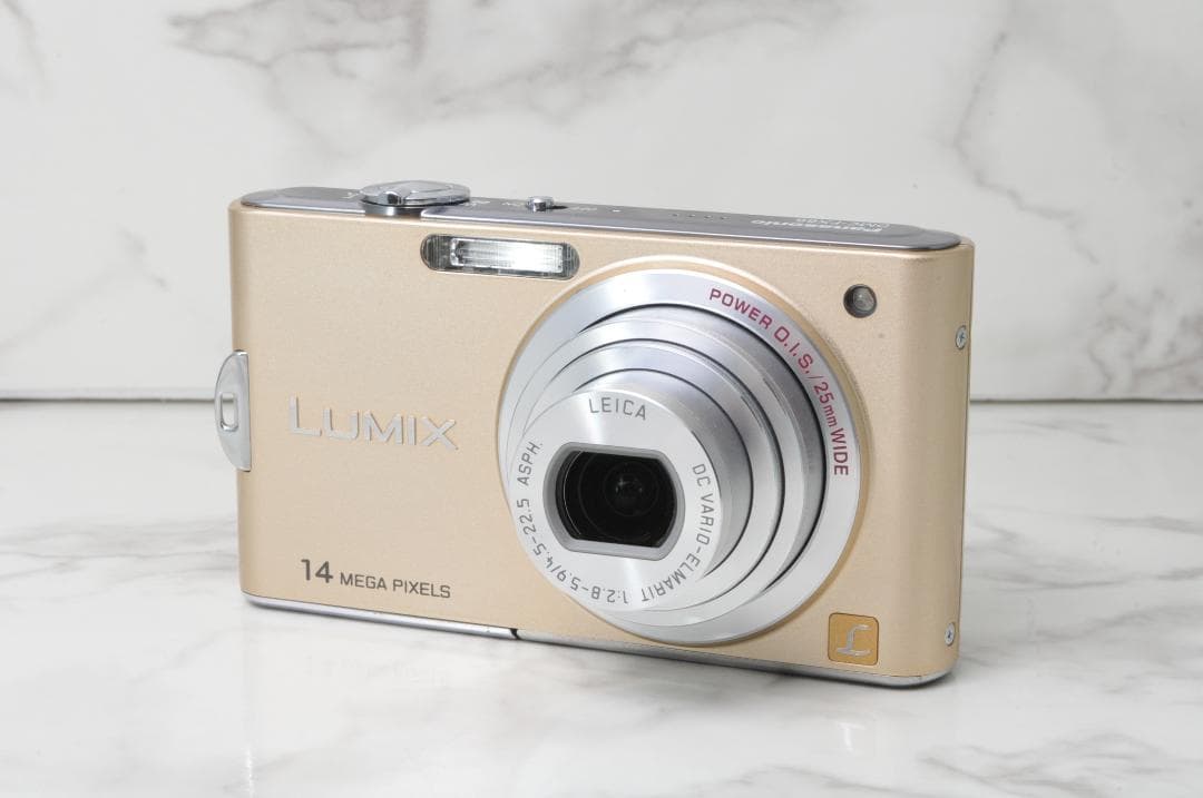 美品❣️Panasonic LUMIX コンデジ デジカメ スマホ転送 おしゃれ