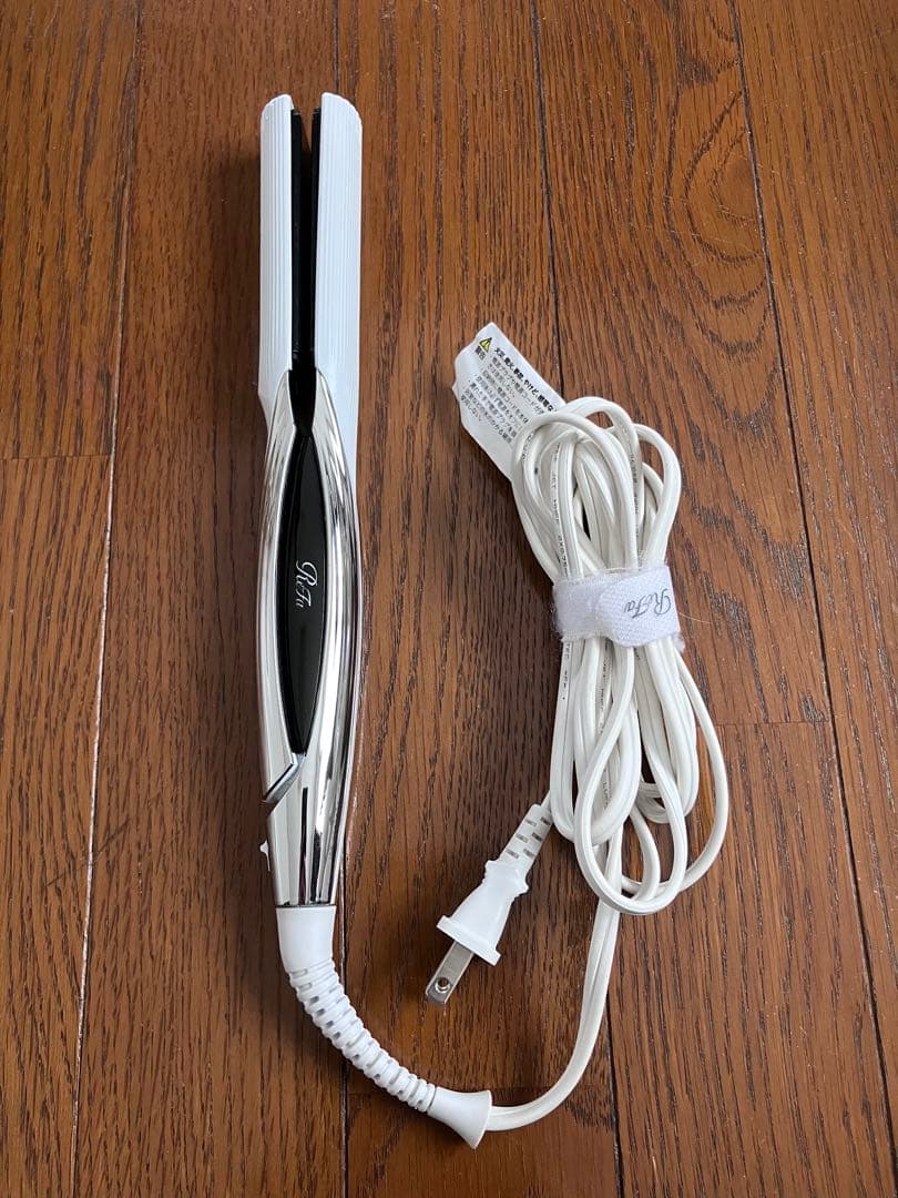 【美品】ReFa ストレートアイロン RE-AC02A
