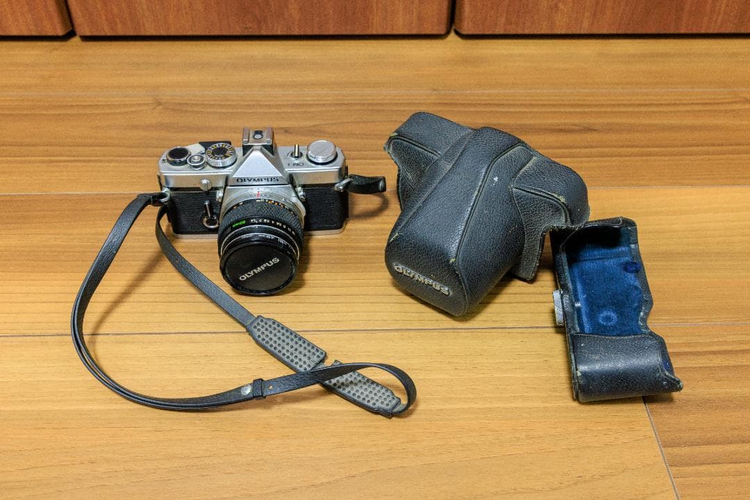 OLYMPUS OM-1 50mmレンズ付き　オリンパス フィルムカメラ