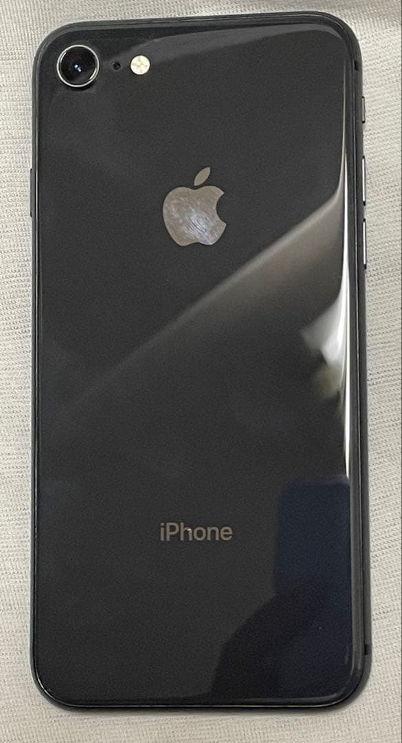 Apple iPhone8 64GB MQ782J/A ①