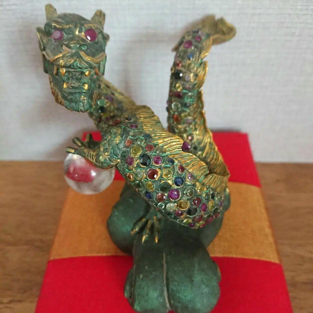 龍神のオブジェ