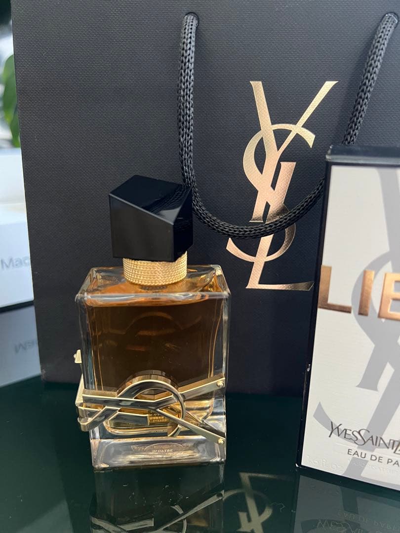 【YSL リブレ オーデパルファム 50ml】 ¥10000
