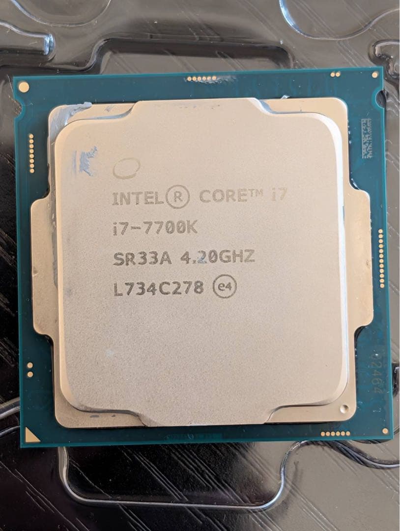 Intel Core i7-7700K CPUとintel純正クーラーセット