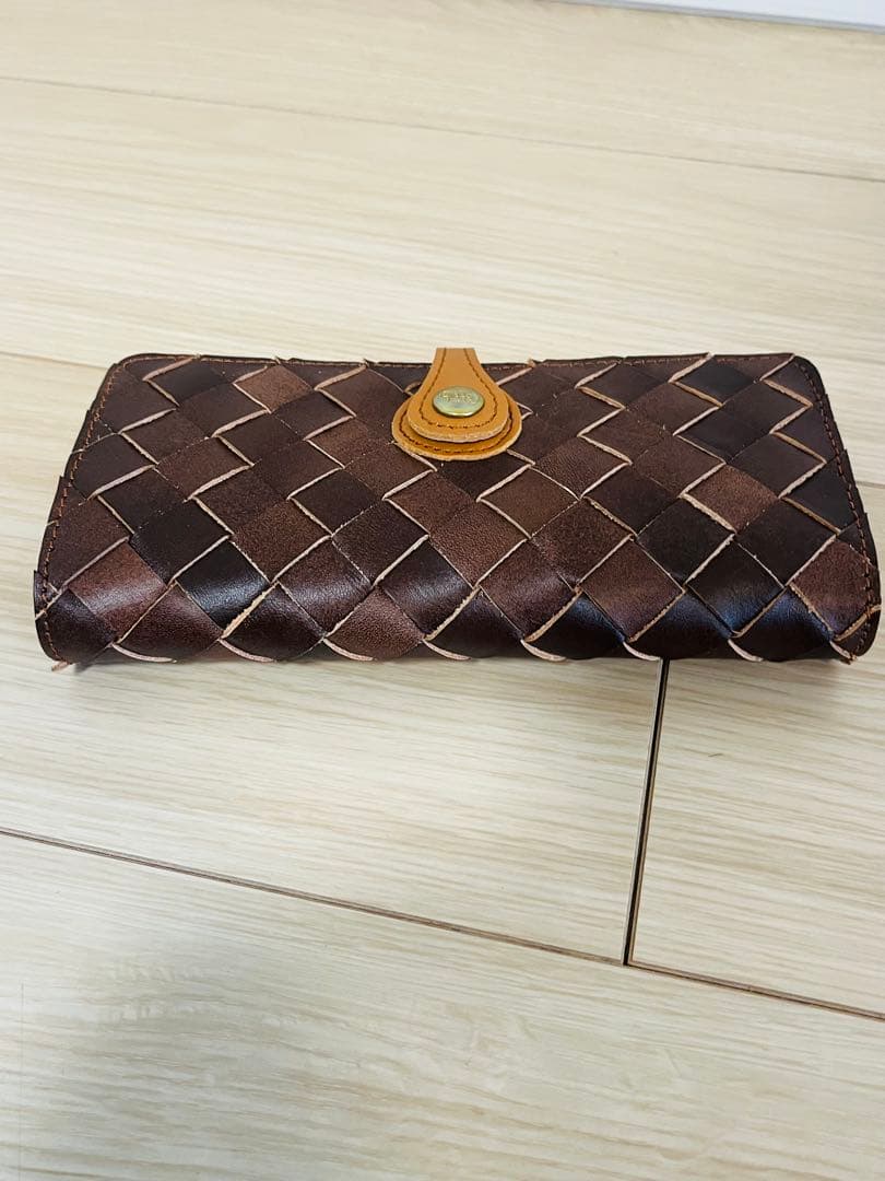【即決値下げ可】ロビタ　robita ブラウン色　レザー財布