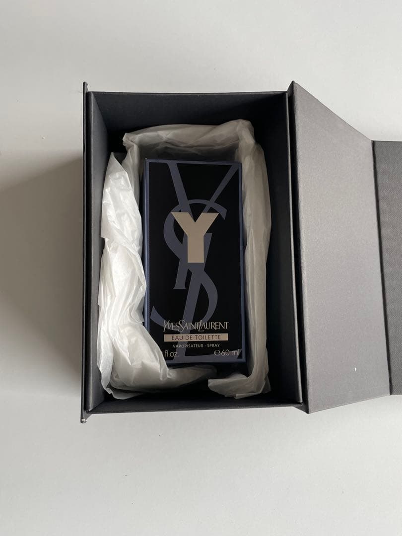 Yves Saint Laurent Y Men オードトワレ 60ml 新品