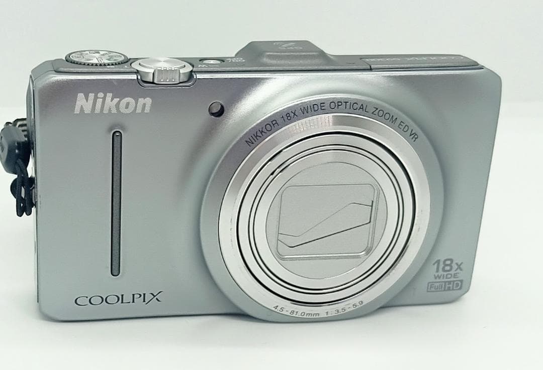 Nikon COOLPIX S9300 Silver16.0MP18x充電器付き