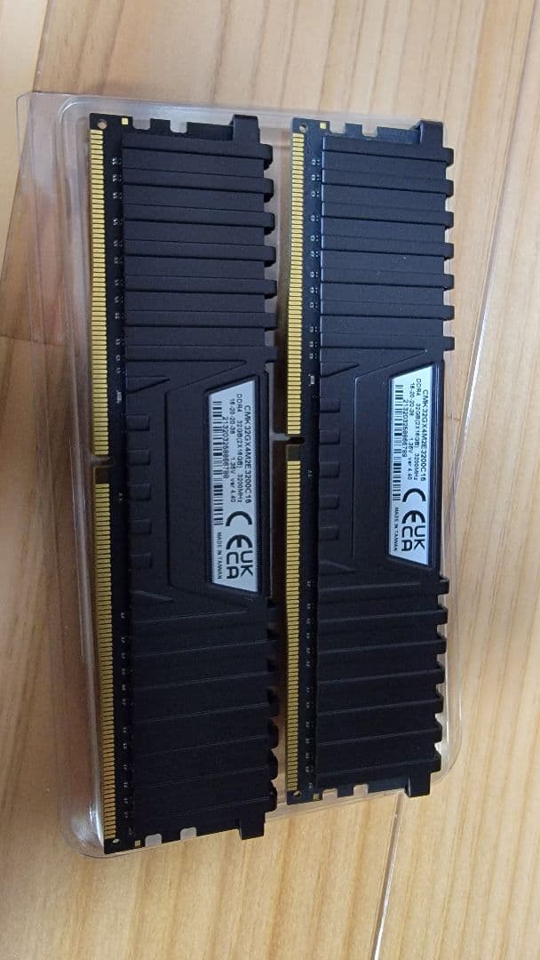Corsair DDR4 16GB×2 CMK32GX4M2E3200C16