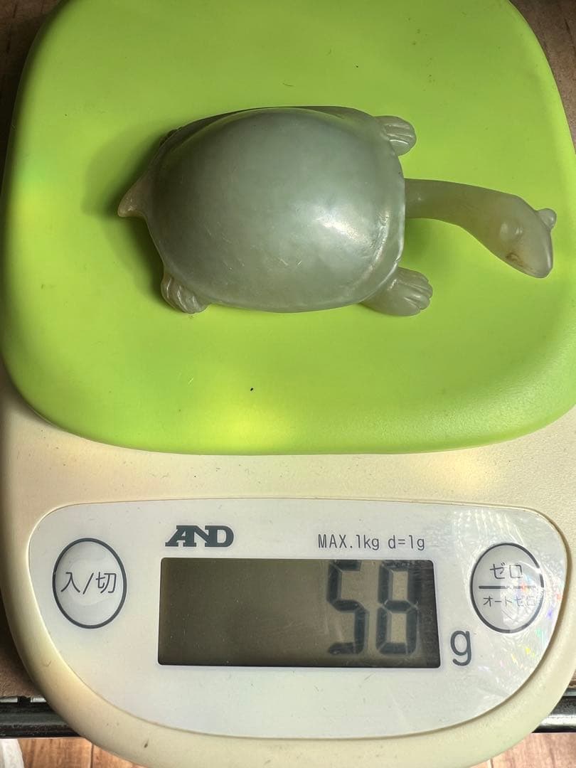 天然石製 玉 彫刻 亀の置物