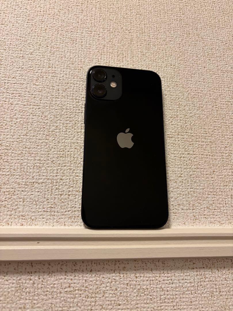 【美品】Apple iPhone 12 mini 64GB ブラック 本体