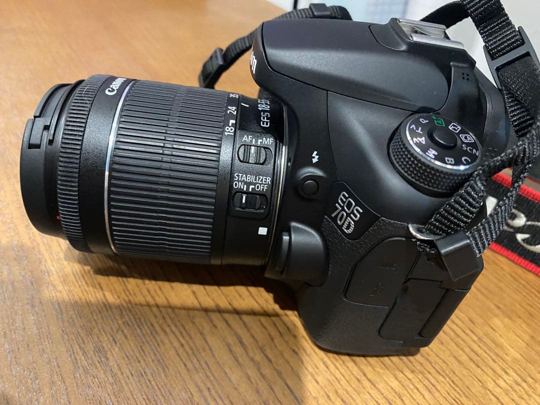 Canon デジタル一眼レフカメラ EOS 70D EF-S 18-55mm