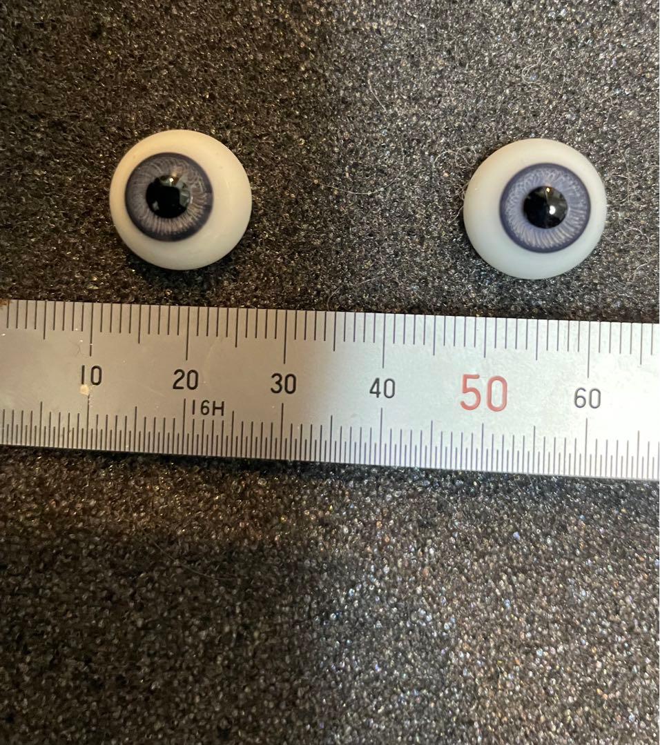 ペーパーウェイト　グラスアイ　20mm ブリューの目？