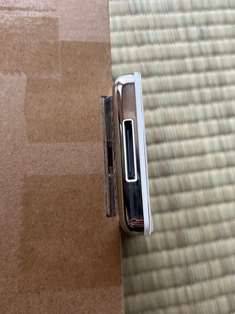 【良品】Apple iPod 第5世代 30GB ホワイト