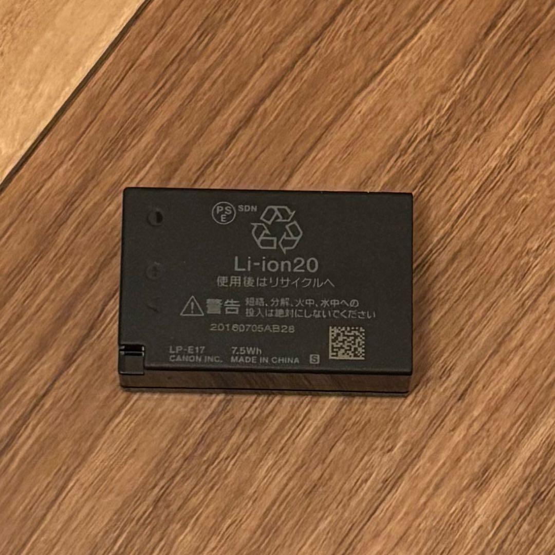 Canon EOS Kiss X8i 動作確認済 一眼レフ