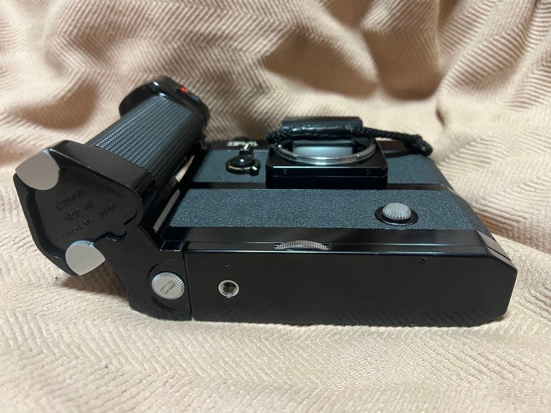 Canon キャノン 旧 F-1 前期ボディー　モータードライブセット