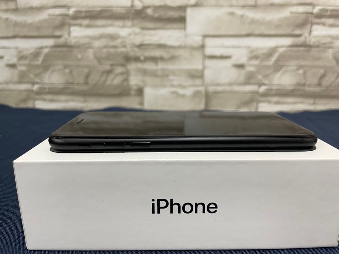 【美品】iPhone7 32GB バッテリー100%