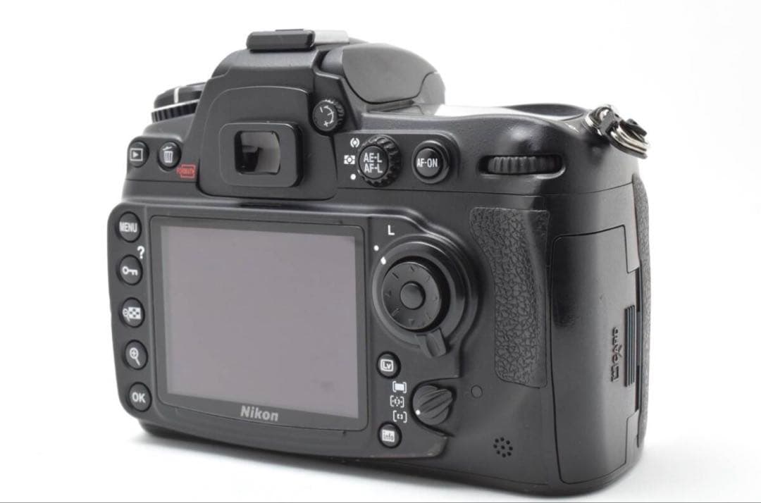 ニコン Nikon D300s ボディ 堅牢で高性能な一眼レフ