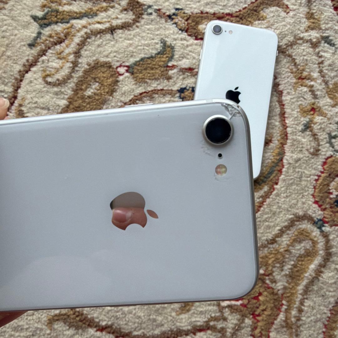 iPhone 8 容量64GB