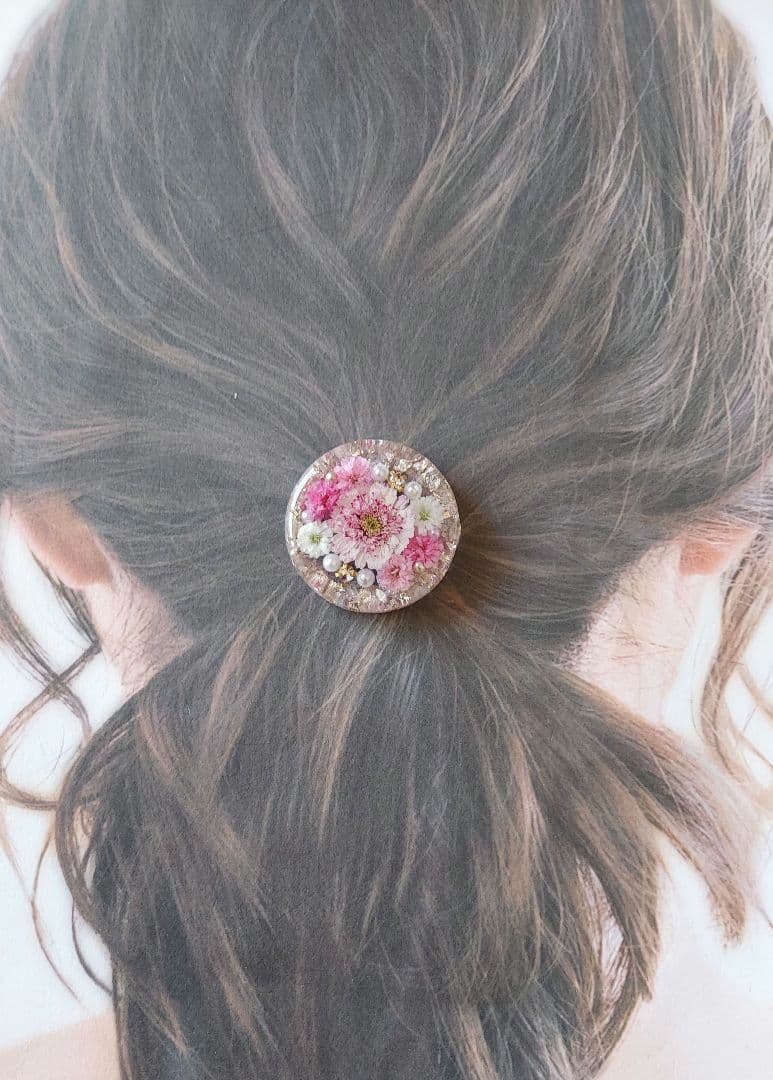 【1716】レジン　マトリカリア　ヘアゴム　ポニーフック　ブロ―チ　ハンドメイド