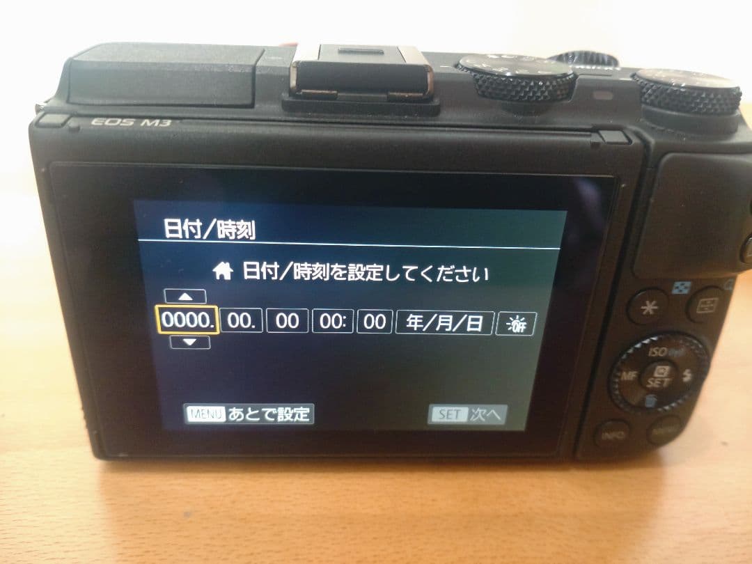 Canon EOS M3 ダブルレンズキット 中古品 一眼 カメラ ミラーレス