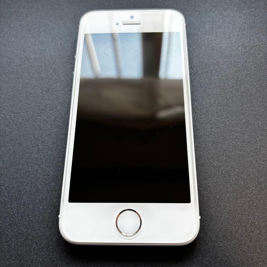 ✨バッテリー新品交換済 : 極美品✨Apple iPhone 5s シルバー ③