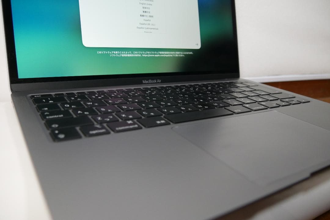 MacBook本体 MacBook Air 13 M1 JIS 16GB/512GB/8C GPU